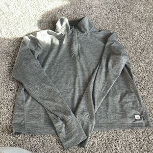 Vuori quarter zip